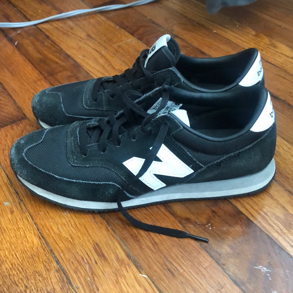 Black New Balance Sneakers